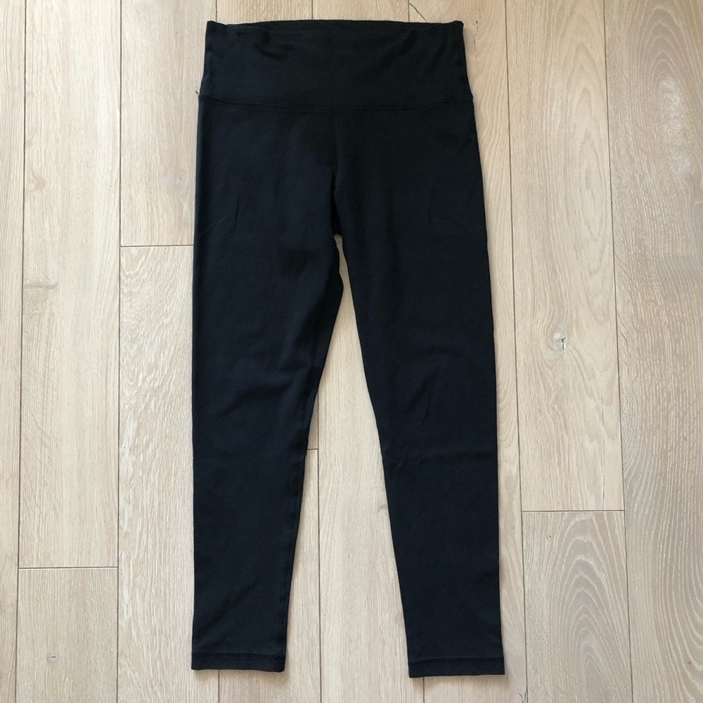 Aritzia The Group Babaton Cropped Leggings in Black Size M